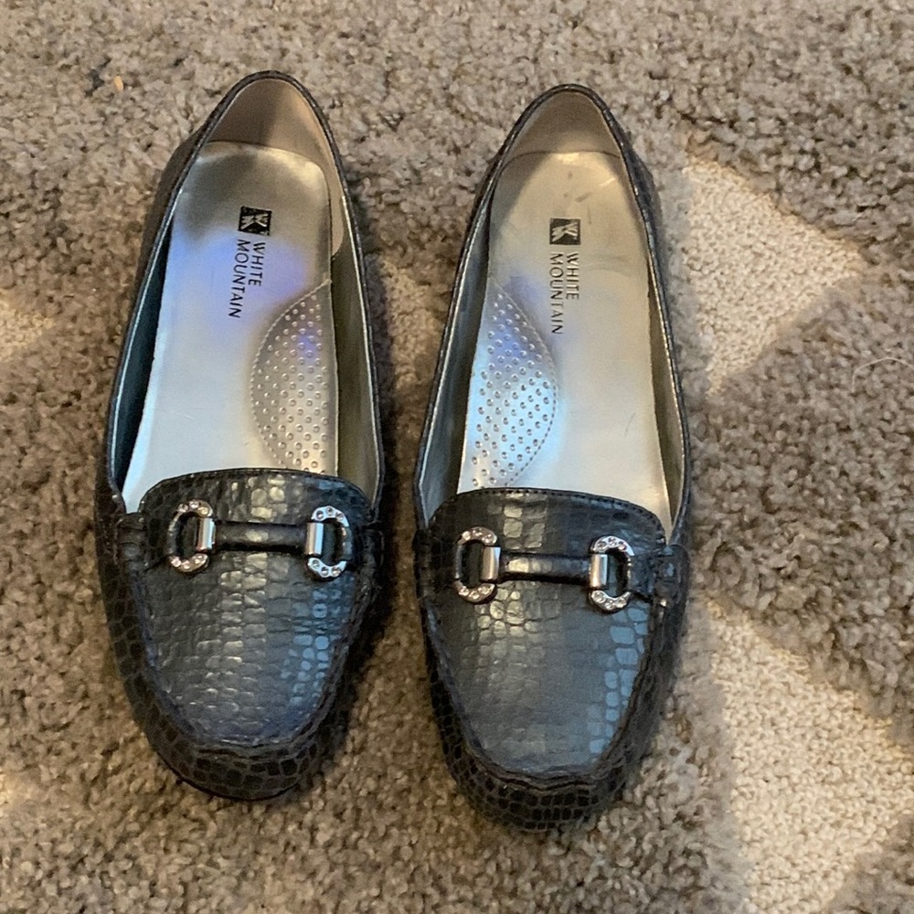 White Mountain Dress Flats sz 7M
